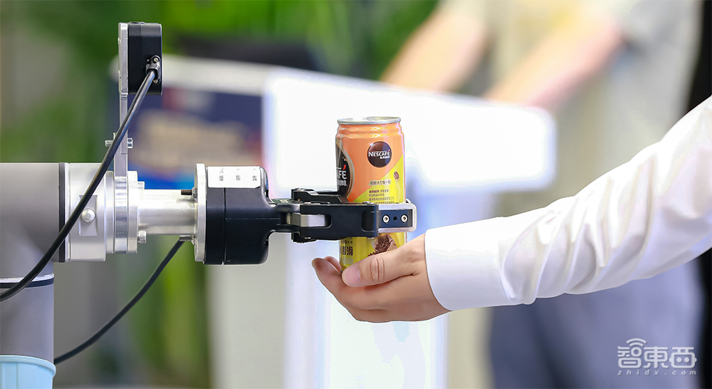 “AI+制造”增收81%后，创新奇智工业大模型放大招