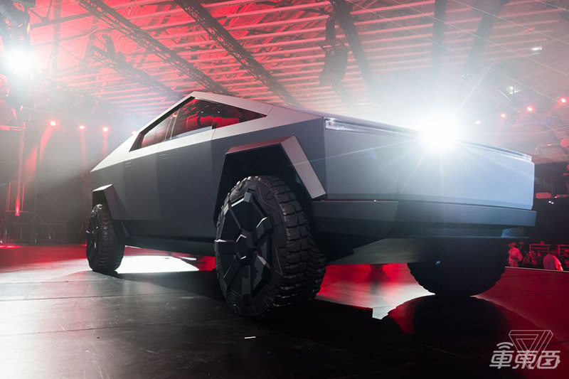 【多图】首试特斯拉火星皮卡！内部空间超大，车载系统帅爆了