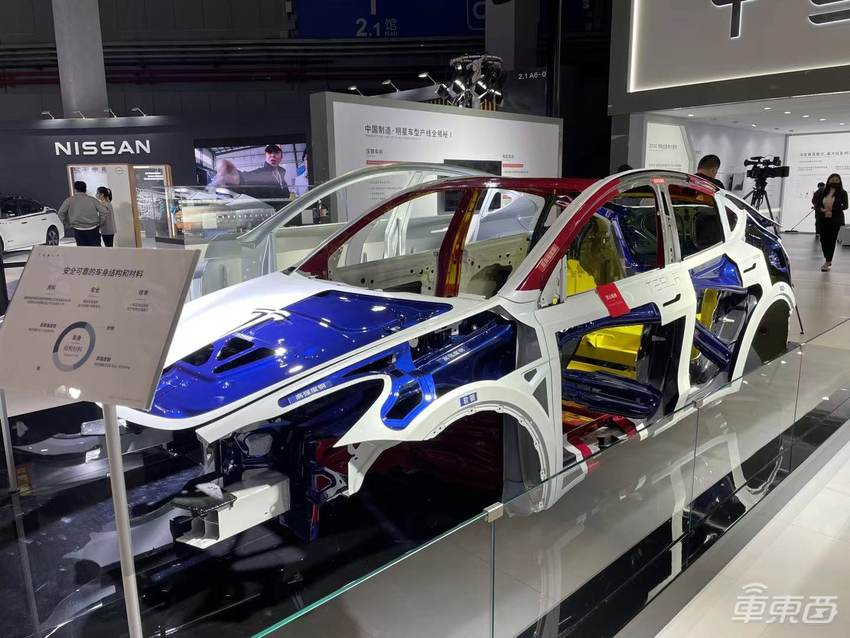 打卡进博会汽车展馆：纯电悍马国内首次亮相，丰田大秀氢能源车