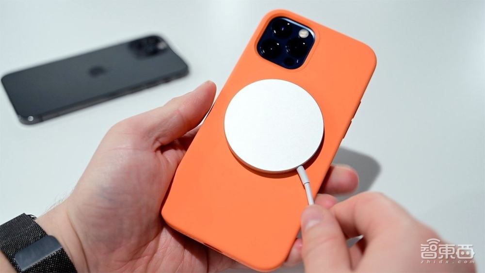 iPhone 15最全猛料！祖传设计被改，十个预备大招