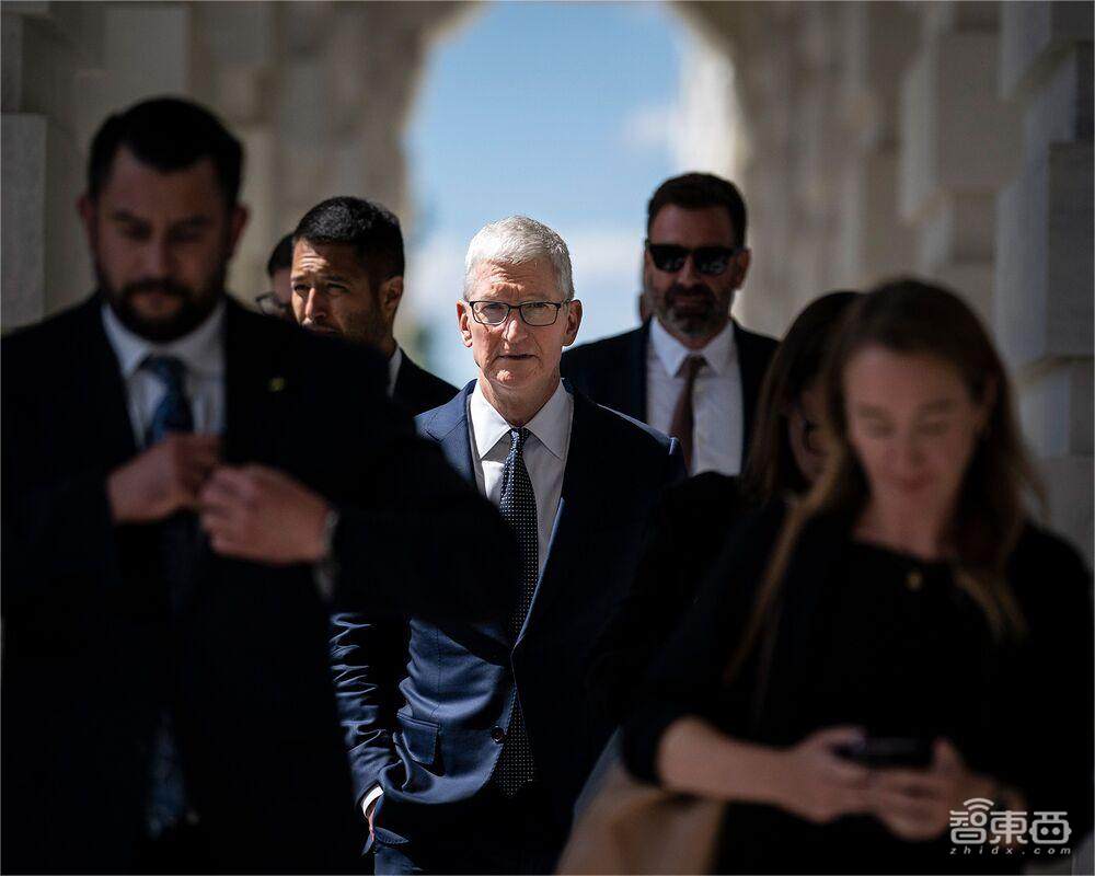 苹果CEO接班人最新曝料!黑马出现,比库克年轻15岁,加入苹果23年