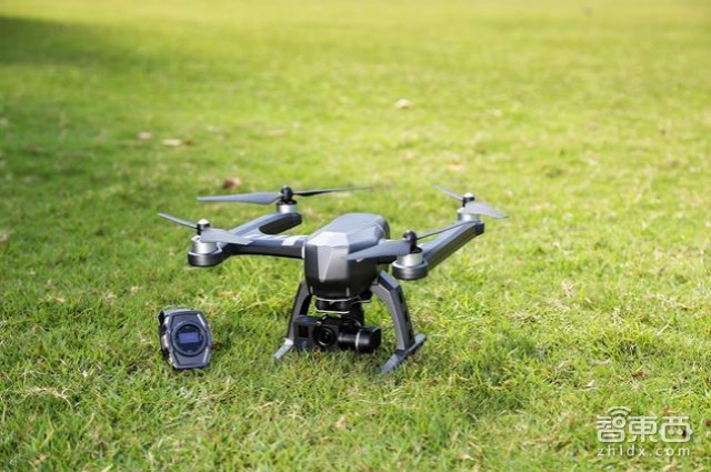 智东西晚报:腾讯正式发布首款无人机产品“空影 YING ” 暴风科技28日复牌