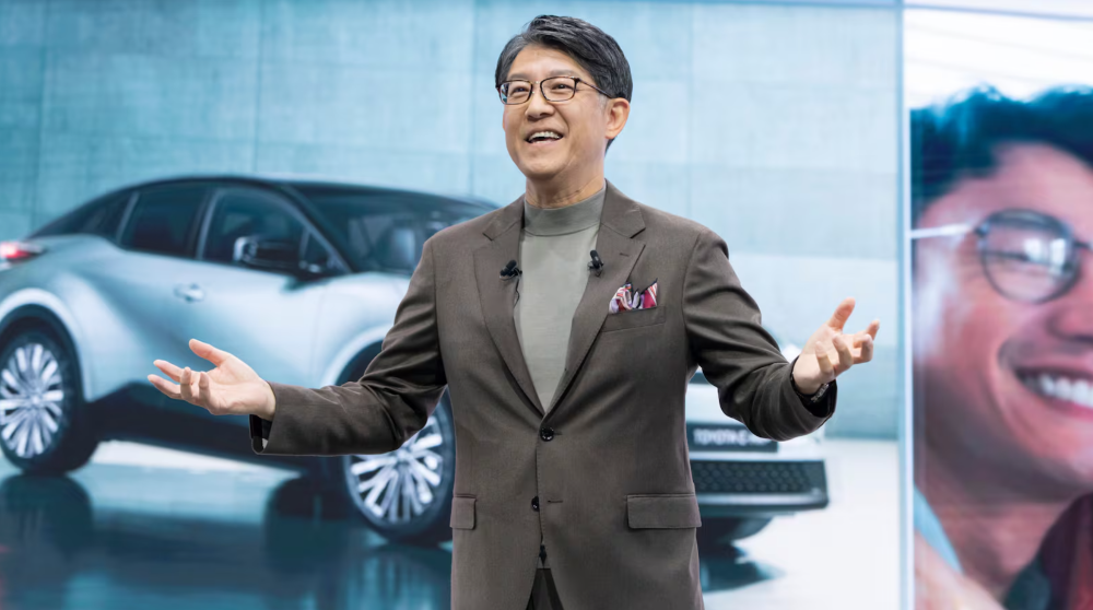 三个月净赚570亿的丰田CEO慌了！不改变，将无法生存