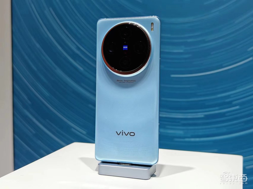 刚刚，vivo亮出“蓝科技”自研技术矩阵，X100系列首发天玑9300，跑通130亿参数大模型【附真机上手体验】
