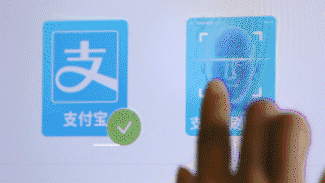 刷脸支付入港记：从马云开始的支付宝五年刷脸历史