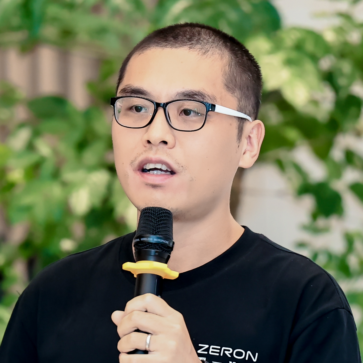 上海车展高规格汽车智能化峰会公布专题论坛完整嘉宾,深入解读AI座舱、端到端与舱驾融合