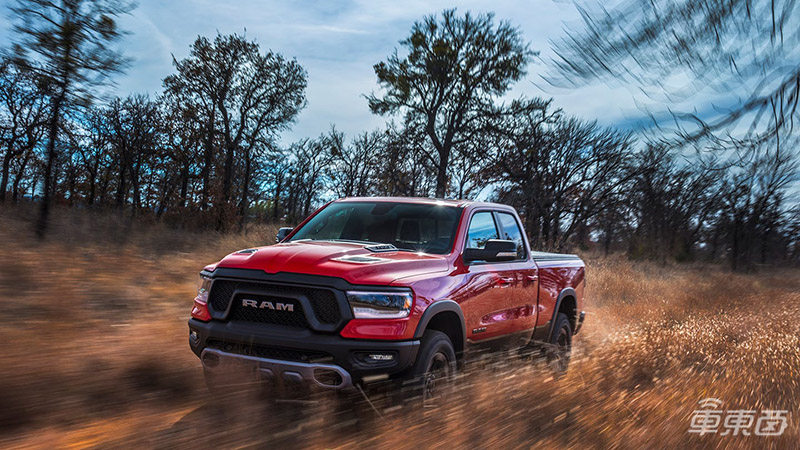 马斯克的“火星车”来了！特斯拉发布防弹皮卡，售价3.99万美元起