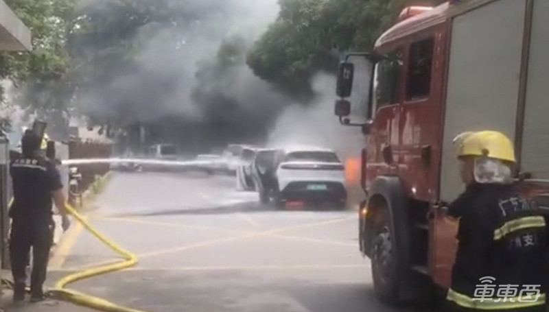 突发!小鹏G3在广州起火,官方回应称底盘有磕碰