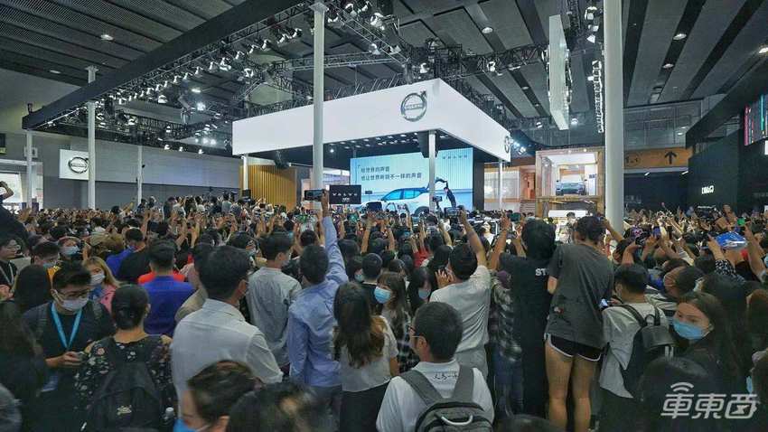 沃尔沃首款纯电SUV国内上市 售价35.7万,续航420公里