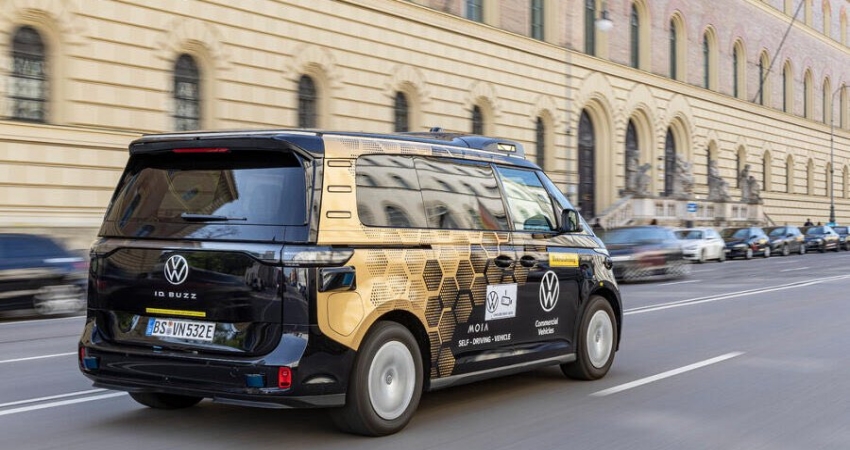 大众推出首款无人出租车ID. Buzz AD！今年量产落地，26年大规模部署