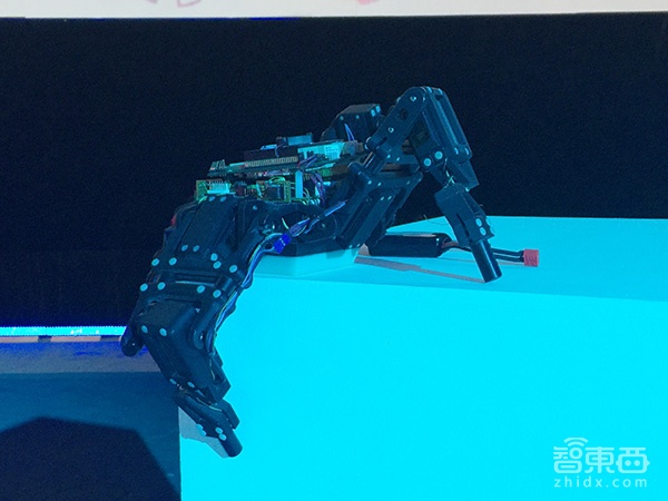 这就是未来:3D打印的颠覆和机器人