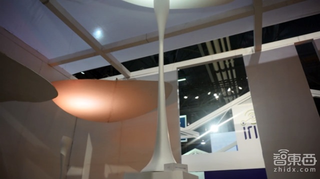 科技与艺术的结合 盘点CES 2015智能LED照明