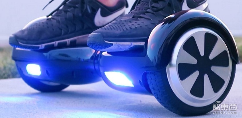 Oss Zhidx Com Uploads 15 12 Hoverboard Jpg