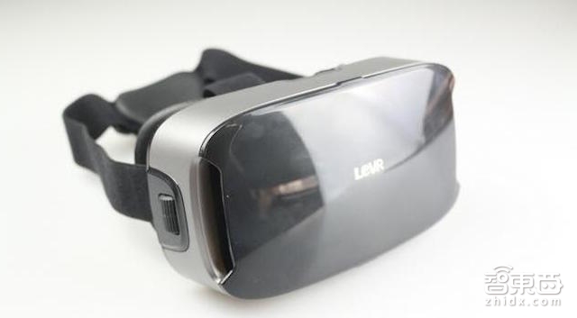 手机厂商倾巢而出 VR初创的一线生机在哪？