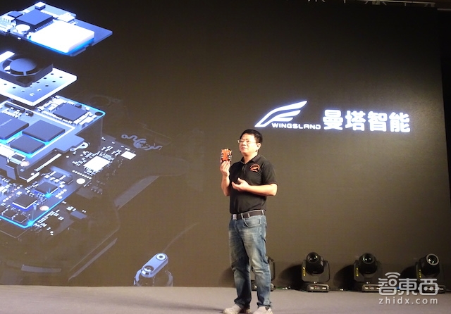 曼塔推4K迷你无人机S6  配五类拓展模块2199元