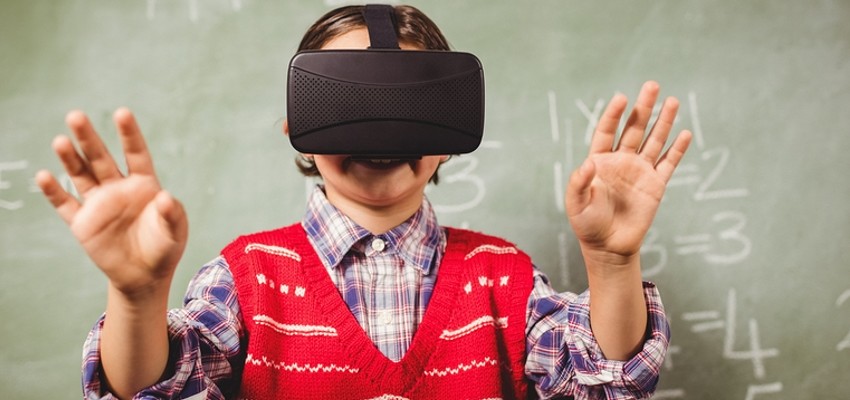 这七家公司要用VR+AI给你当老师