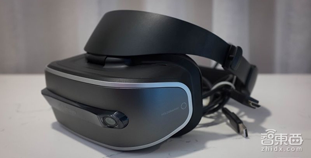 联想推首款PC VR头显：搭载微软Holographic 有望今年发货