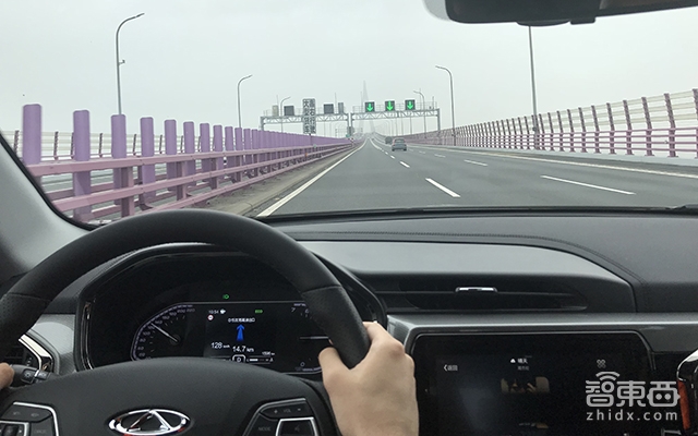 从上海到杭州湾跨海大桥！400公里试驾解读奇瑞瑞虎5x