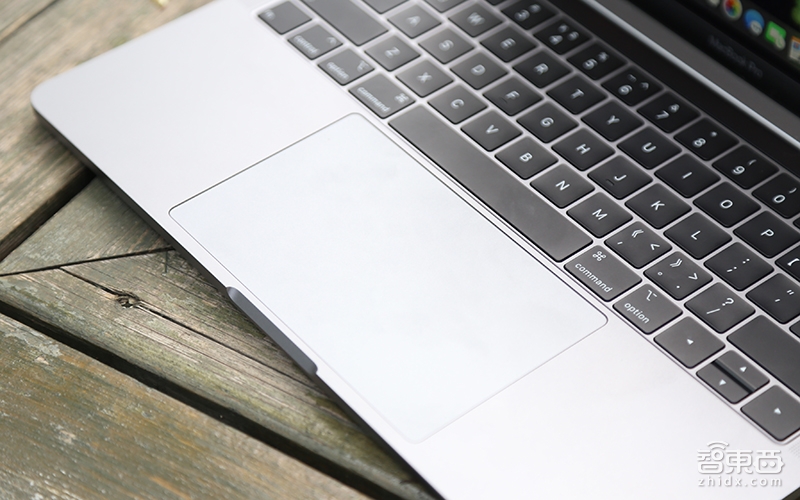 苹果MacBook Pro五年进化：成就最趁手的干活小钢炮！