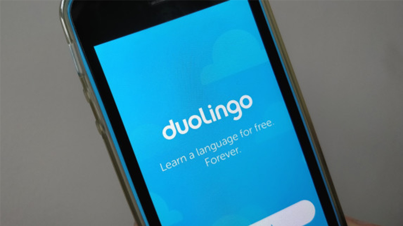 Duolingo用AI和记忆力赛跑，加强沉浸式语言学习体验