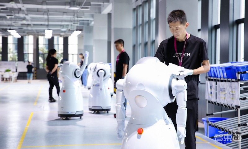 探秘优必选重庆机器人工厂，Cruzr全自动化生产，年产量将超1万台