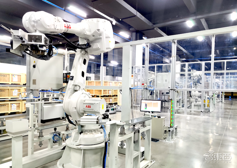 走进极智嘉智慧工厂，用机器人生产机器人，年产将超一万台