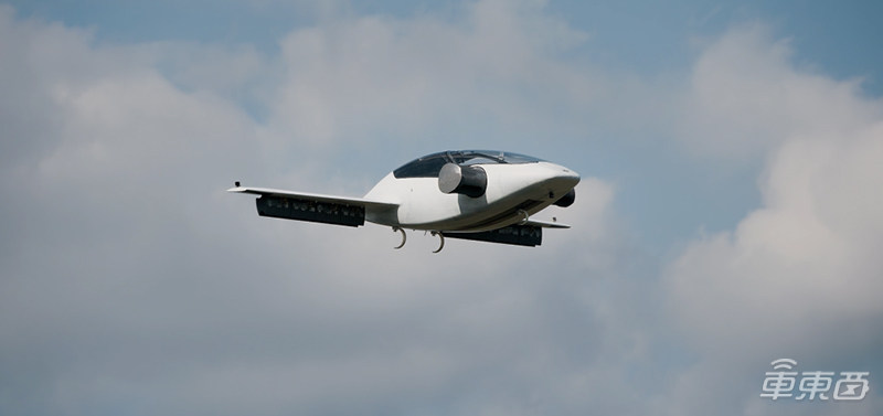 德国电动飞机完成超百次测试 最高时速300km/h 续航300公里