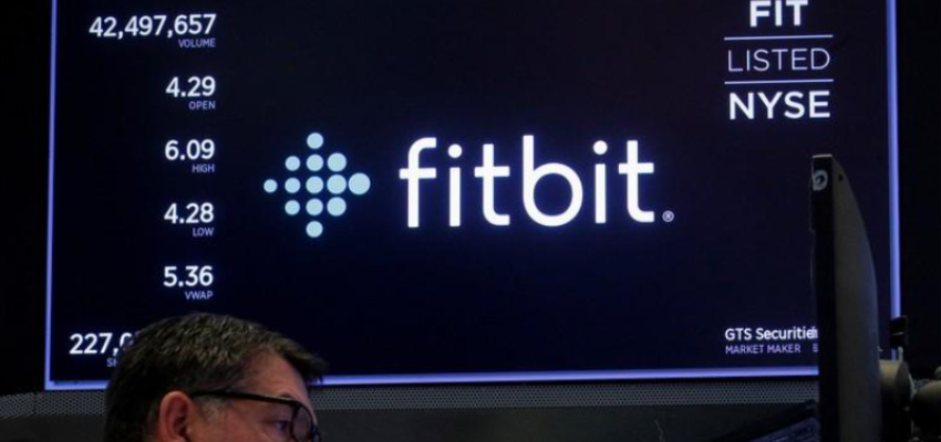 Fitbit 21亿美元卖身谷歌母公司！昔日穿戴巨头，如今为他人铺路