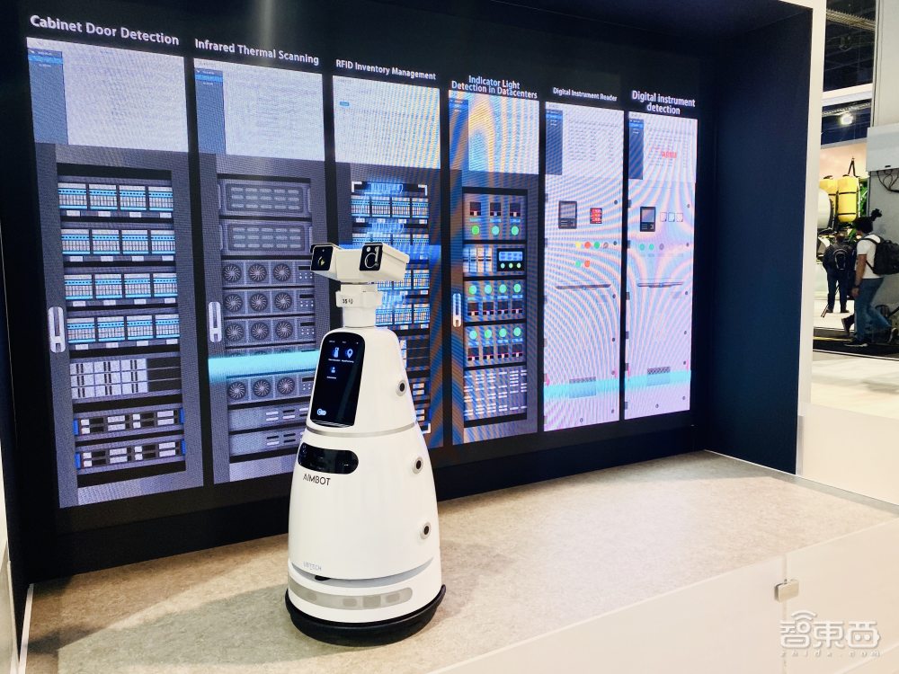Walker全新亮相CES 2020，优必选科技引领AI机器人商业化