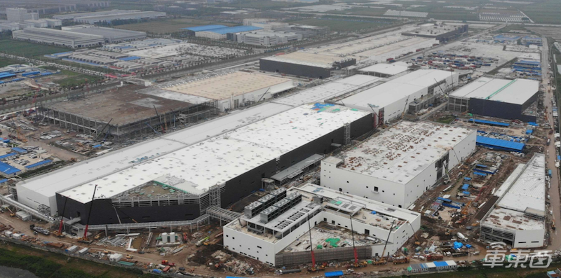 特斯拉公布上海工厂进展！国产Model Y明年交付，Autopilot走向4D