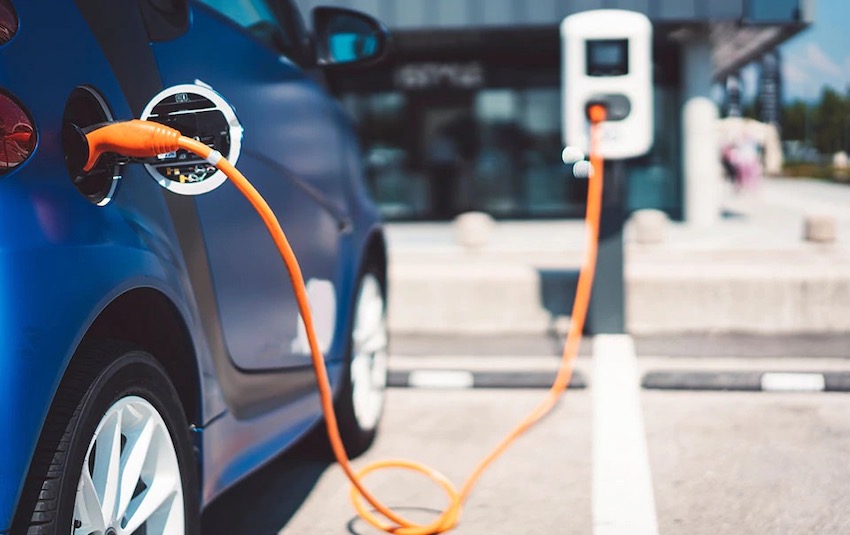 新能源车市场回暖！7月卖出9.8万台，同比增长19.3%