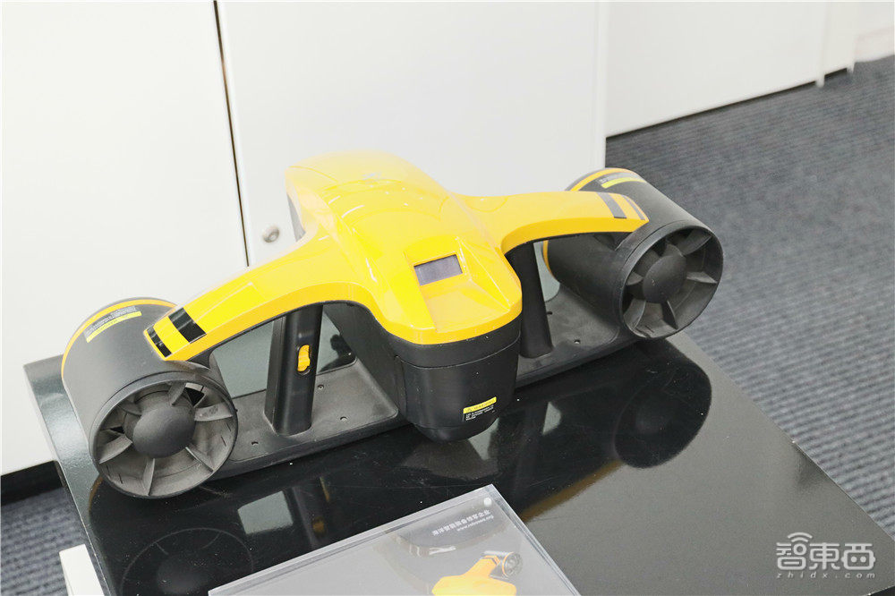 一家“挖掘机式”使用，“汽车式”研发的水下机器人公司
