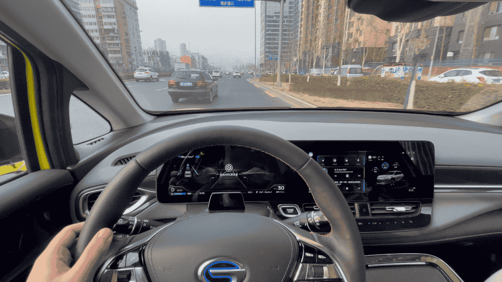 广汽埃安V自动驾驶体验：上路可松手，距离L3还有多远？
