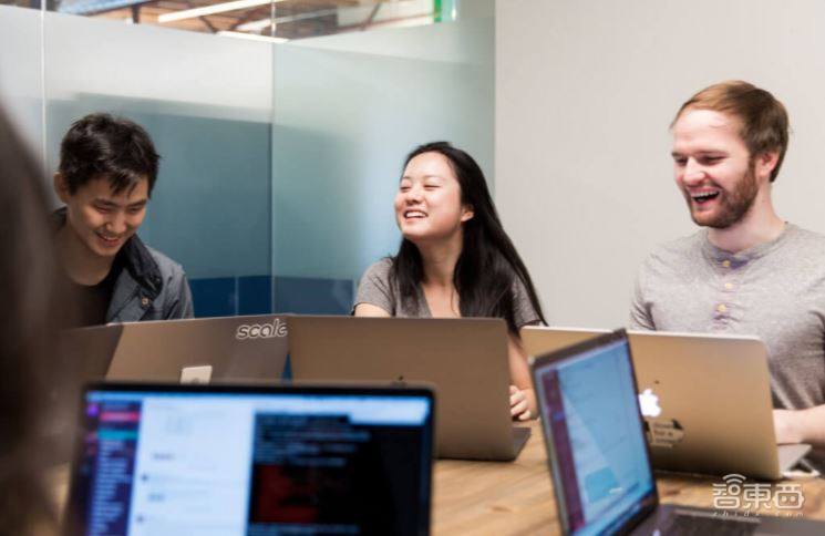 华裔学霸19岁MIT辍学，创办AI公司，估值达73亿美元