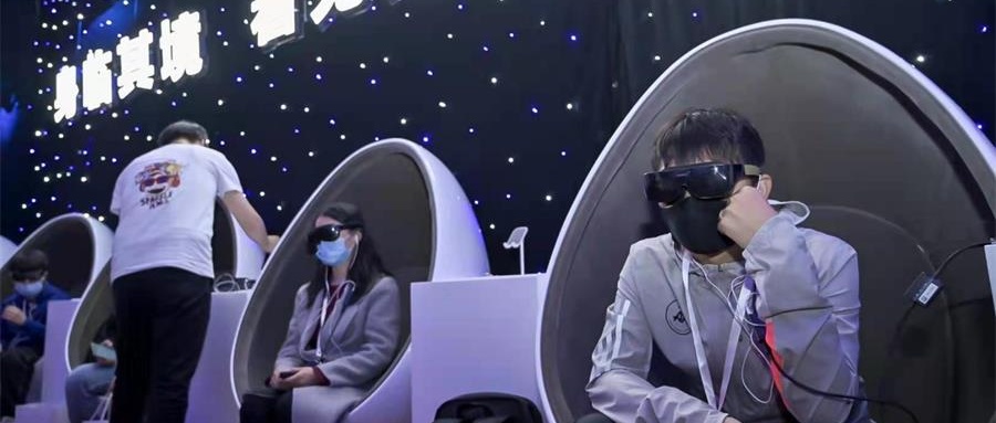 郎朗在面前弹琴给我听！华为VR音乐新作，背后VR内容生态正崛起