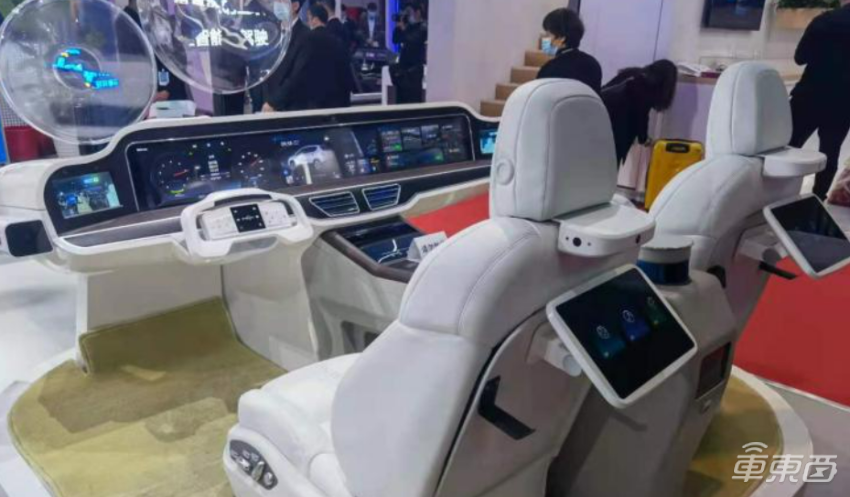 智能新能源汽车背后关键助推力量！上海车展10大亮点技术