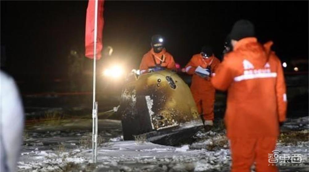 来自火星的旅拍！祝融号传图回家，我国火星探测圆满成功