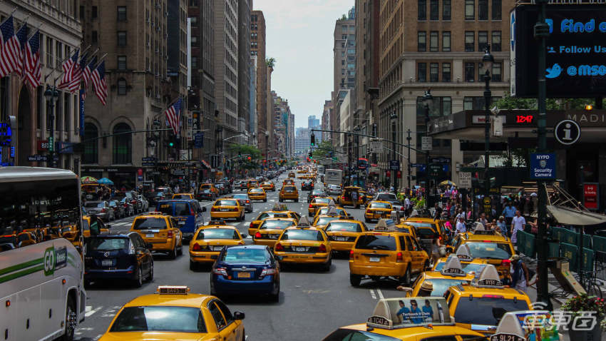 Mobileye自动驾驶测试车登陆纽约 或在2025年推出商用无人出租车