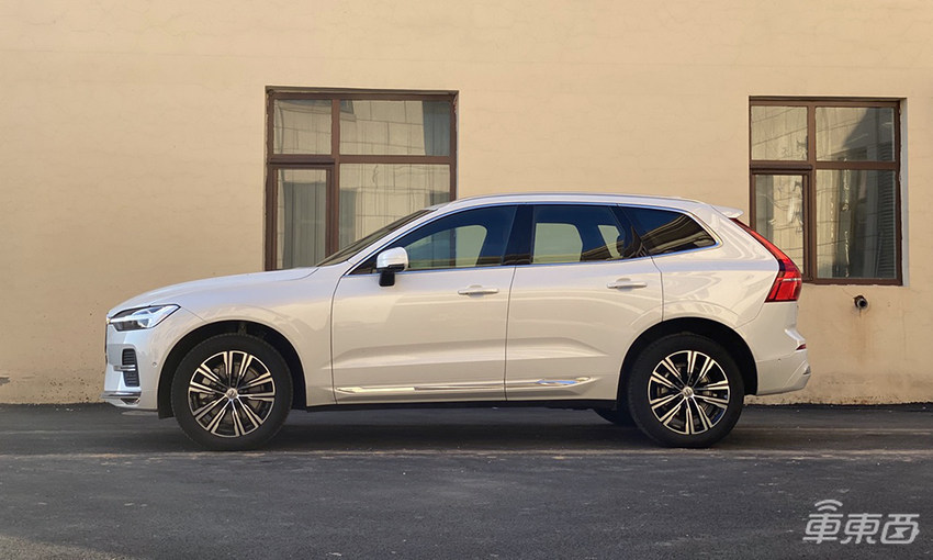 沃尔沃XC60对比特斯拉Model Y试驾,不同的优雅和智慧