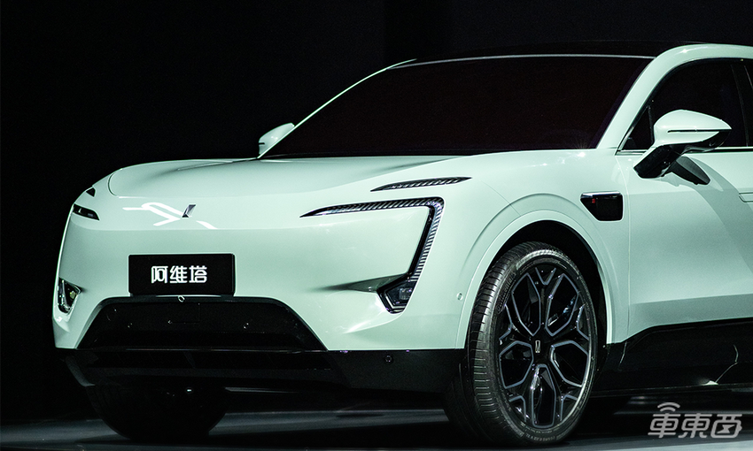 华为宁德时代联手造车:首款车型续航700公里,明年三季度交付