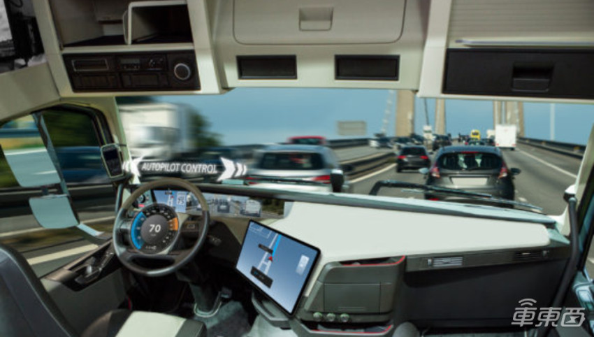Waymo与美国物流公司达成合作，自动驾驶重卡将参与货物运输