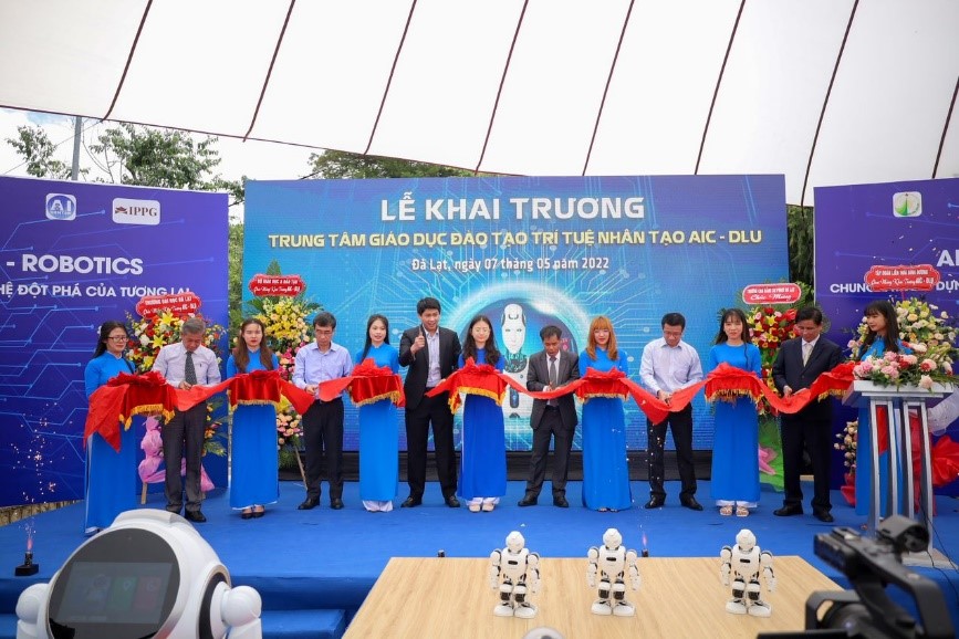 加强“一带一路”合作，优必选科技助力越南及新加坡人工智能教育