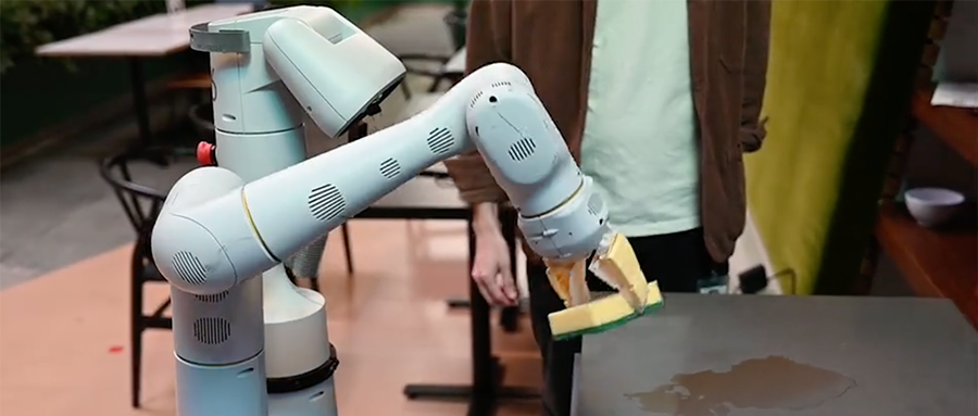 谷歌将大模型塞进机器人！干活更麻利，还能听懂“话外音”