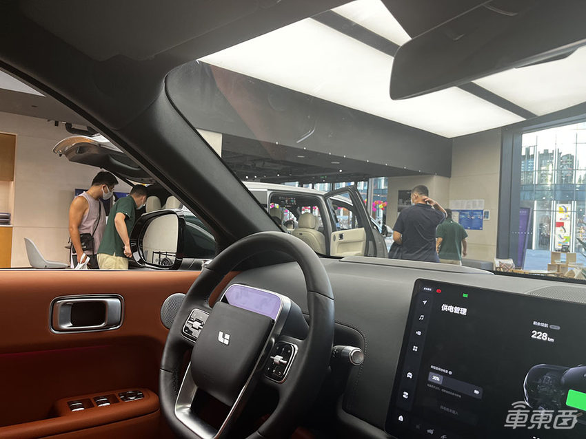 车型停产风波中的理想汽车:门店销售未受影响,L9依然热门
