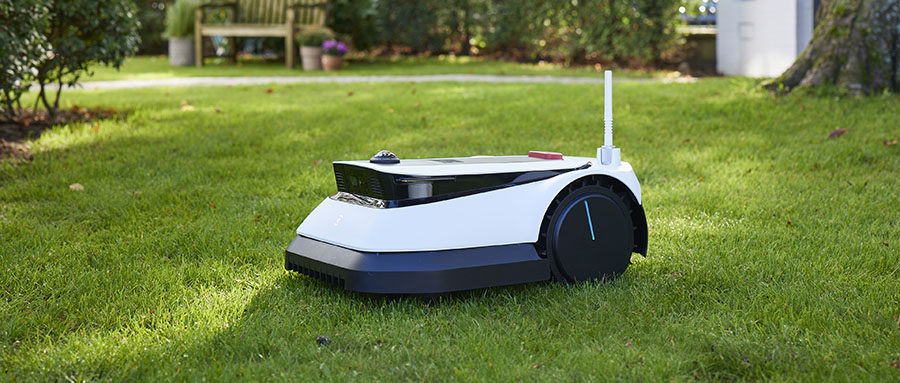 从地板到草坪：服务机器人的眼界和边界