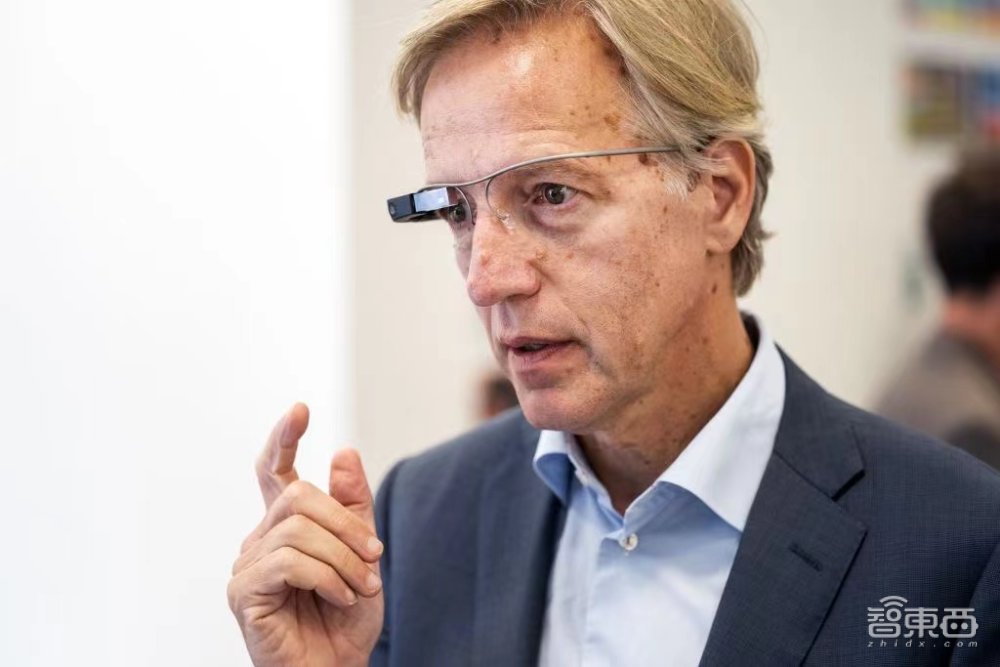 谷歌AR智能眼镜企业版停售，十年AR梦仍在继续
