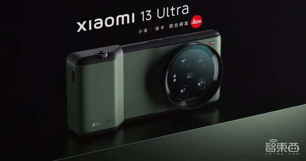 刚刚，小米发布了一款“长得像手机的相机”