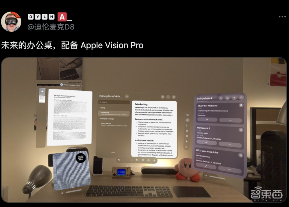 澳门太阳城棋牌|拿到苹果Vision Pro玩疯了！戴着它遛机器狗开特斯拉，住在里面打工和生活，仿佛未来世界