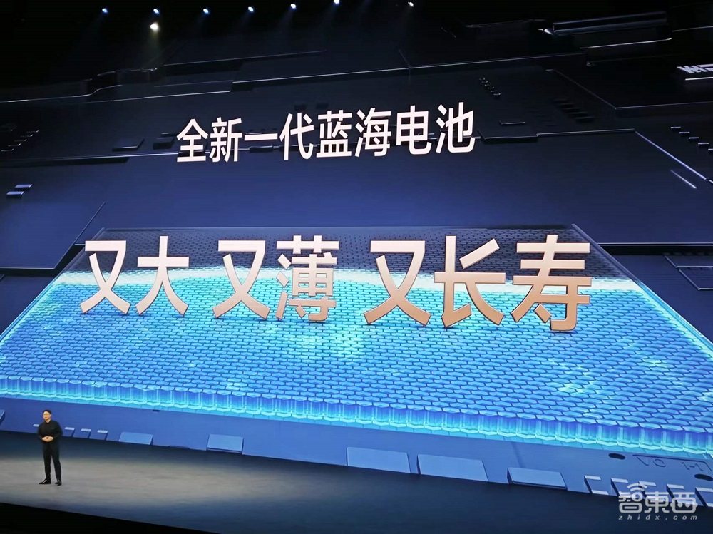 vivo X200系列登场：小屏mini版硬刚苹果，AI“登岛”，一键拖拽啥都能干