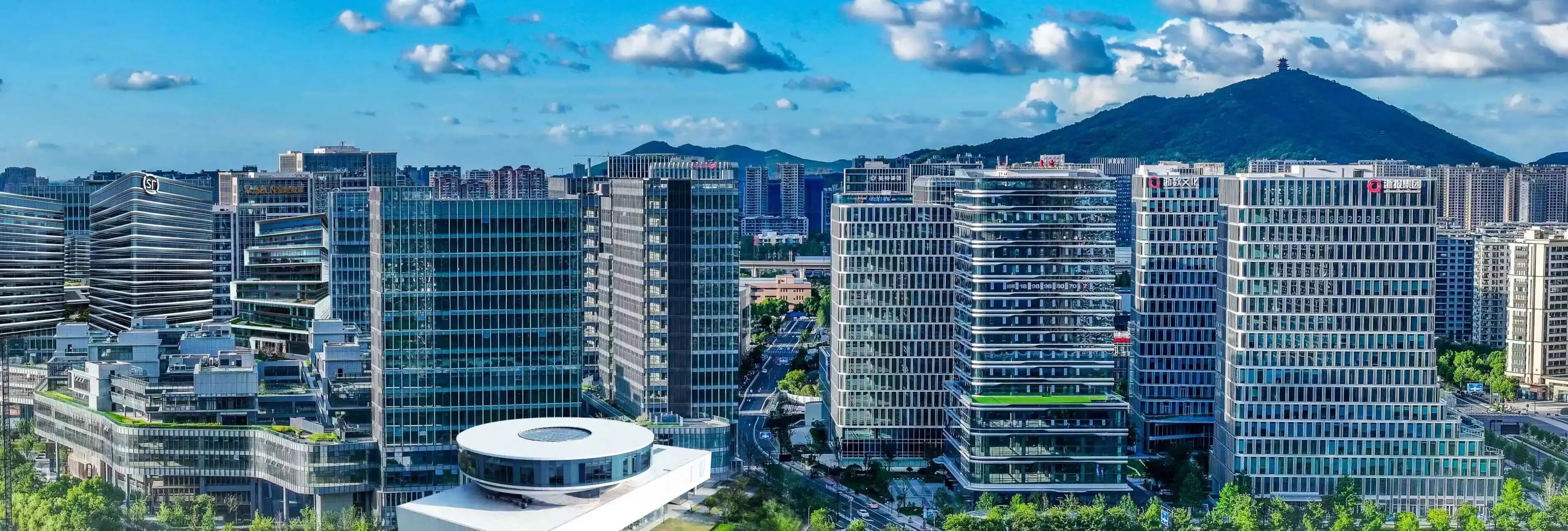 黄仁勋口中的“中国硅谷”，正在批量生产AI独角兽
